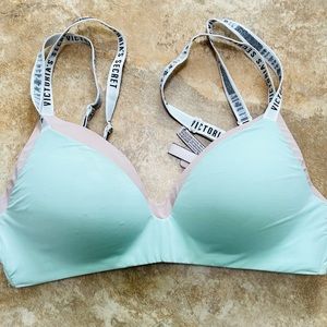 Victoria secret t-shirt bra wireless lightly lined